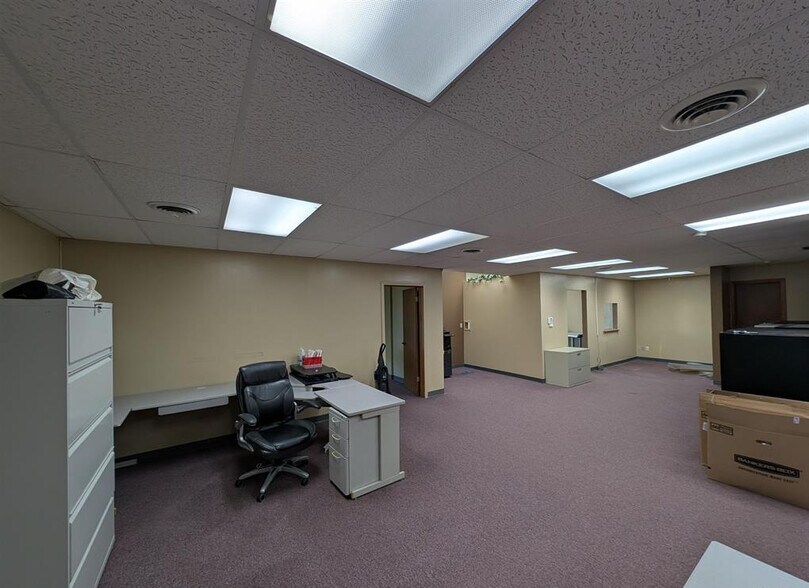More Photos Of 7501 N University St, Peoria General Retail For Lease