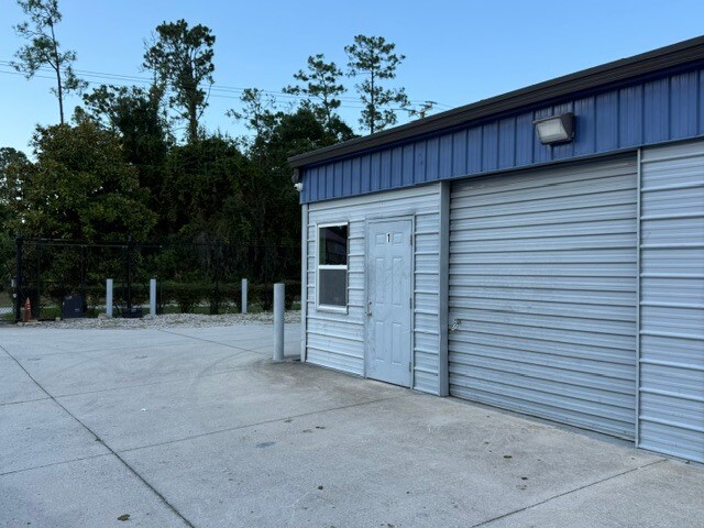 More Photos Of 14 Utility Dr, Palm Coast Industrial For Lease