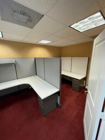 More Photos Of 5951 NW 173rd Dr, Miami Medical For Sale