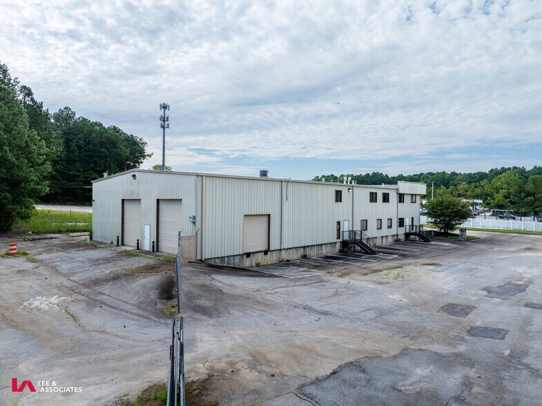 More Photos Of 6523 Marbut Rd, Lithonia Industrial For Lease