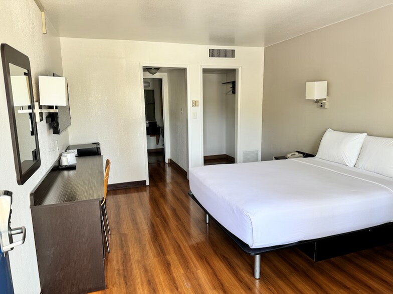 More Photos Of 2470 S Garey Ave, Pomona Hotel For Sale
