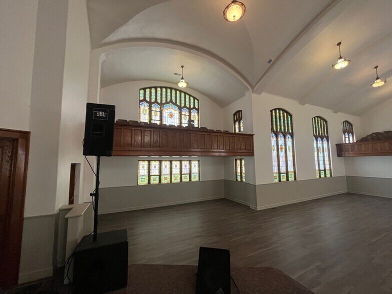 More Photos Of 507 N Union St, Kokomo Specialty For Sale