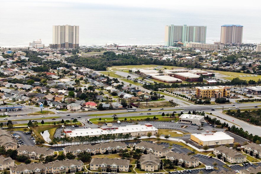 More Photos Of 13800 Panama City Beach Hwy, Panama City Beach General Retail For Lease