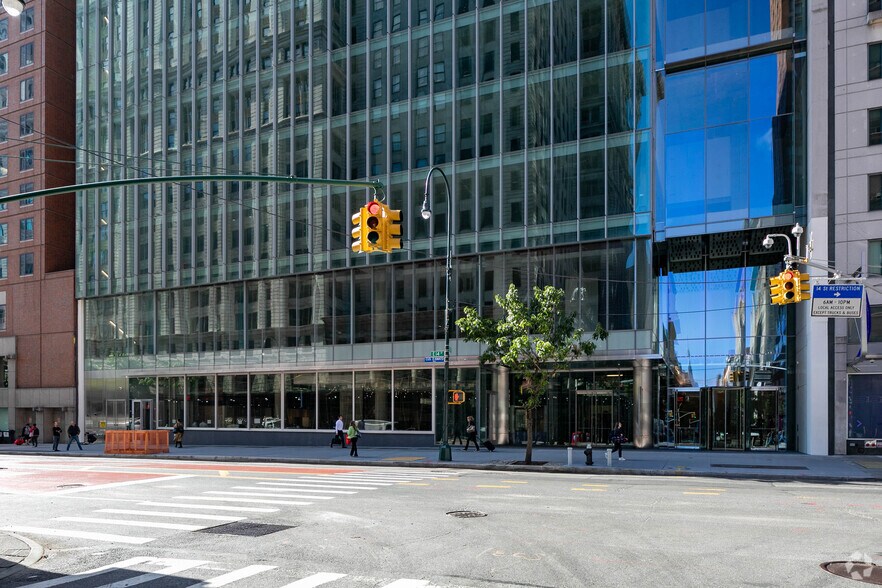 More Photos Of 124 E 14th St, New York Office For Lease