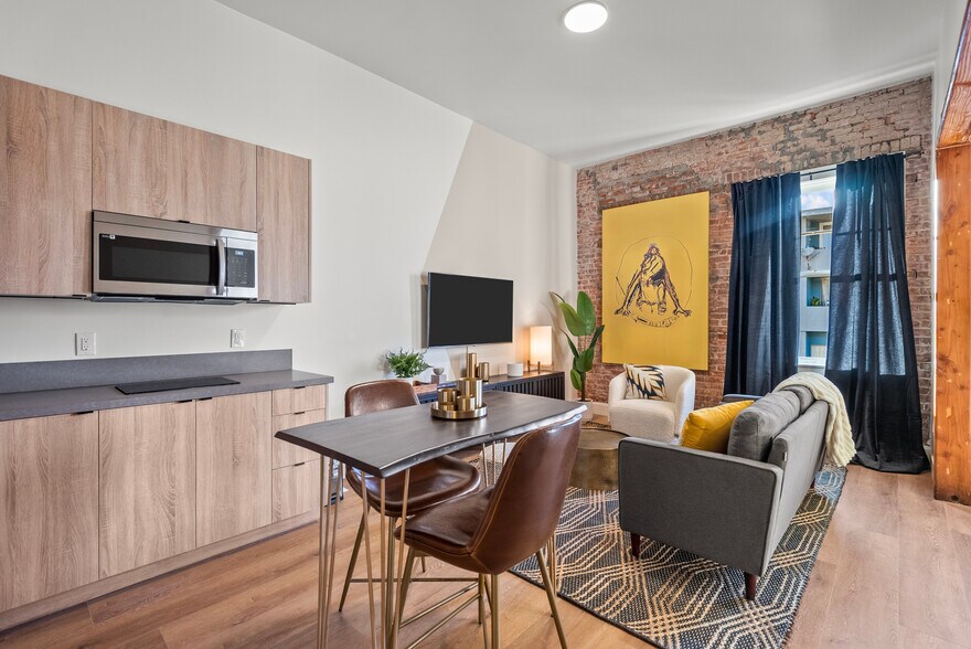 More Photos Of 179-181 Culver Blvd, Playa Del Rey Office Residential For Sale