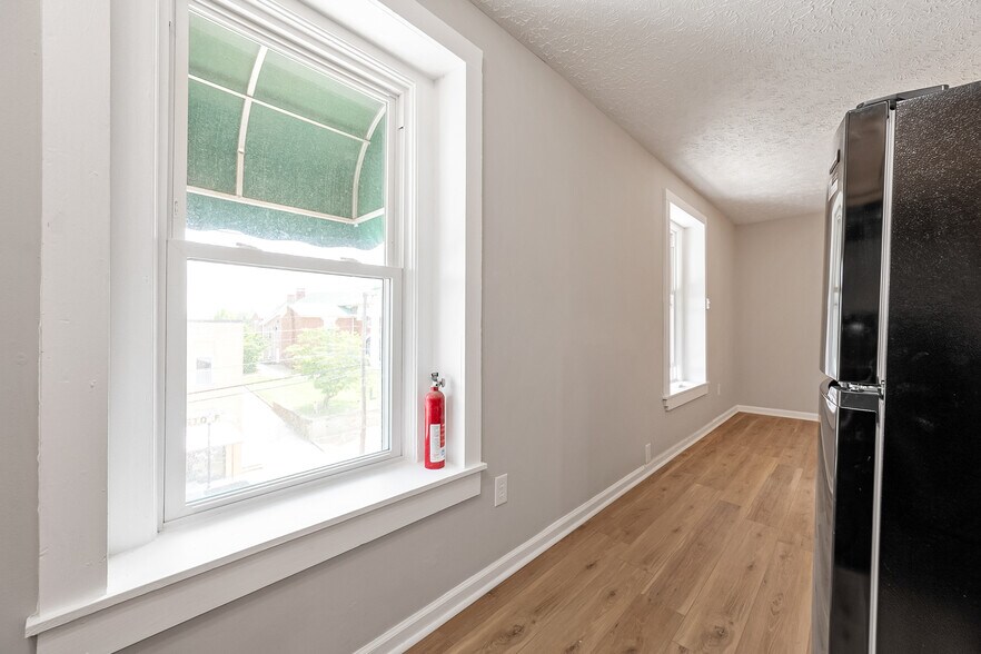 More Photos Of 522 N Main St, Hillsville Office Residential For Sale