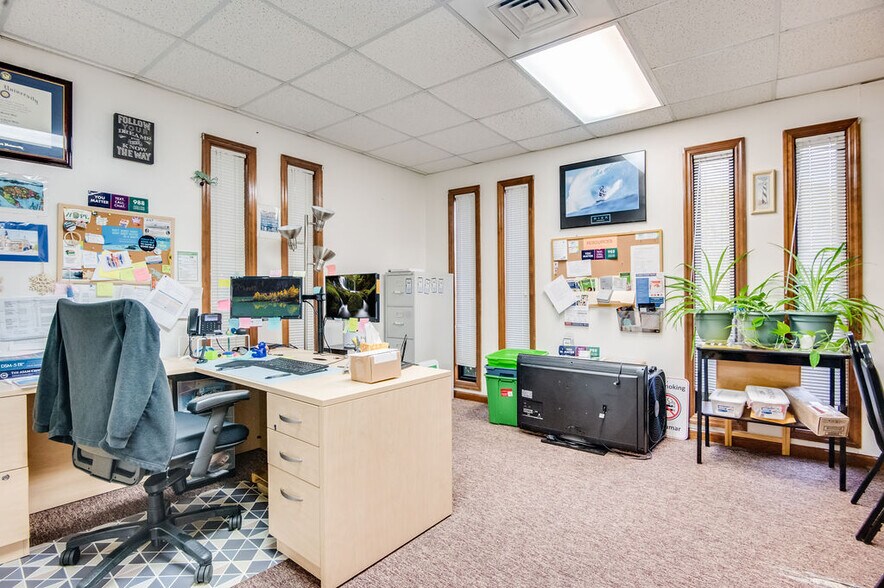 More Photos Of 231 Memorial Dr, Jacksonville Medical For Sale
