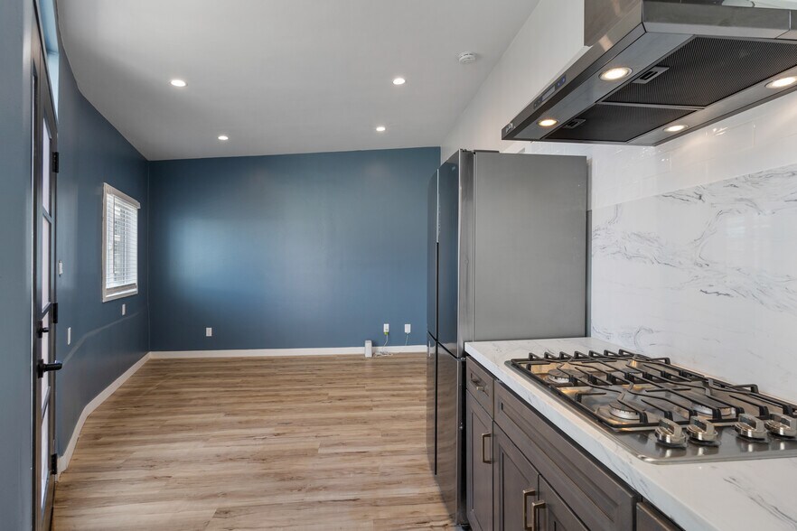 More Photos Of 1195 Georgia St, Imperial Beach Apartments For Sale