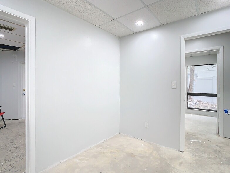 More Photos Of 6430 Madison St, New Port Richey Medical For Sale