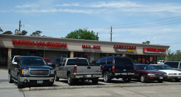 More Photos Of 500-548 Normandy St, Houston Storefront For Lease