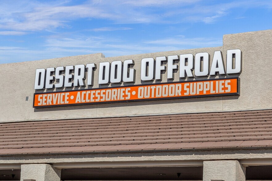 More Photos Of 17212 E Shea Blvd, Fountain Hills Storefront For Sale
