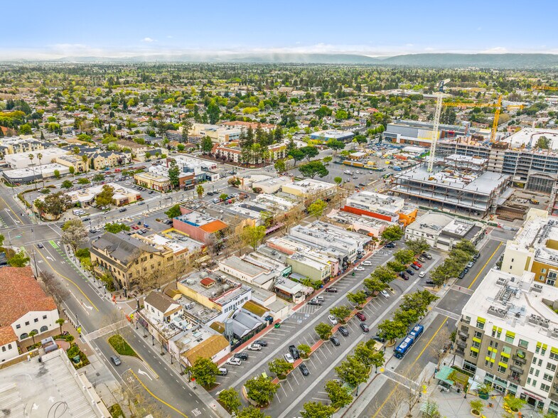 More Photos Of 135 S Murphy Ave, Sunnyvale Restaurant For Sale