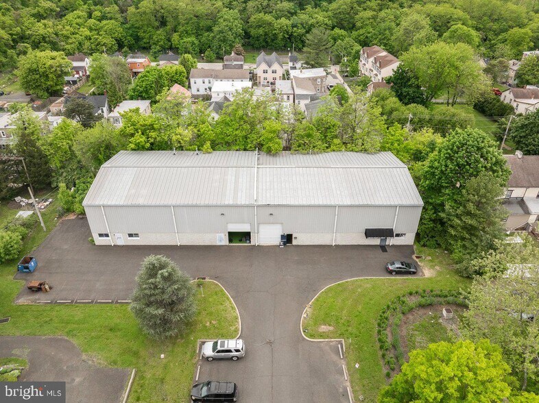 More Photos Of 220 S Chestnut St, Ambler Warehouse For Sale