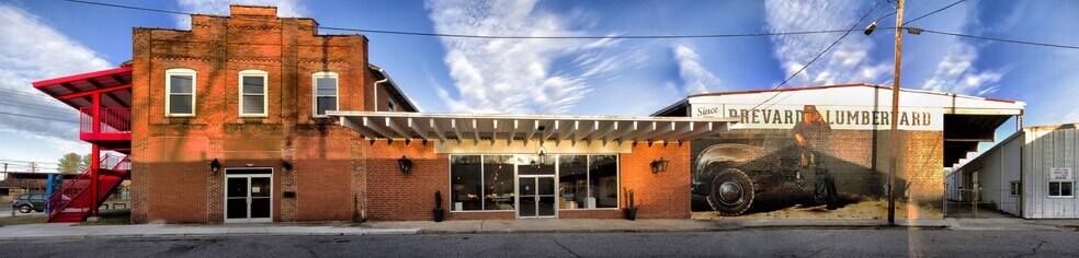More Photos Of 200 King St, Brevard Storefront Retail Office For Lease