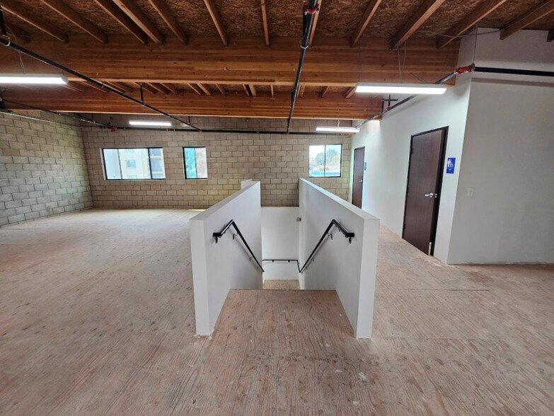 More Photos Of 2614 S Central Ave, Los Angeles Warehouse For Lease