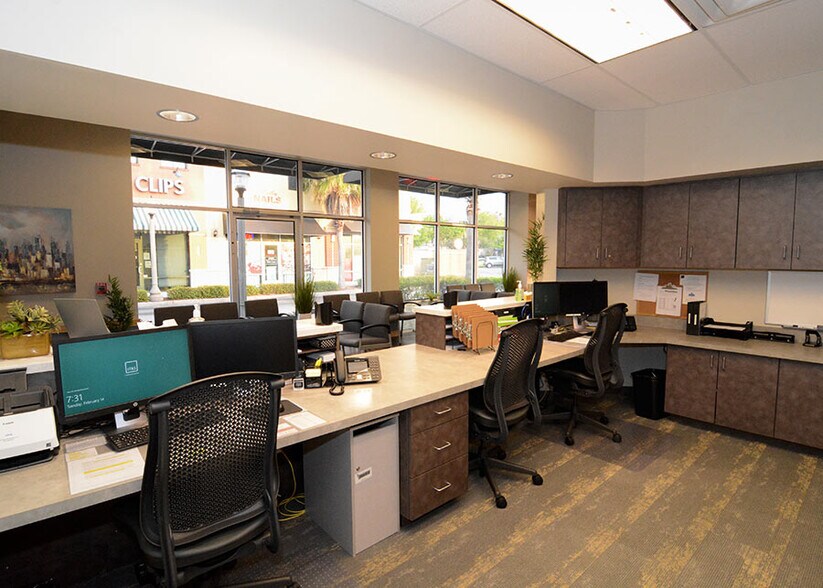 More Photos Of 1171 Cliff Rose Dr, Winter Springs Storefront Retail Office For Lease