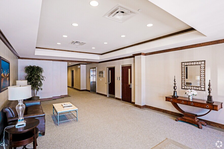 More Photos Of 6031 Wallace Road Ext, Wexford Office For Lease