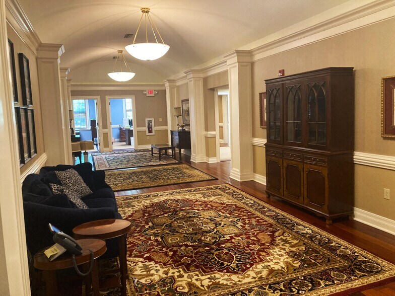 More Photos Of 7326 College St, Irmo Medical For Sale