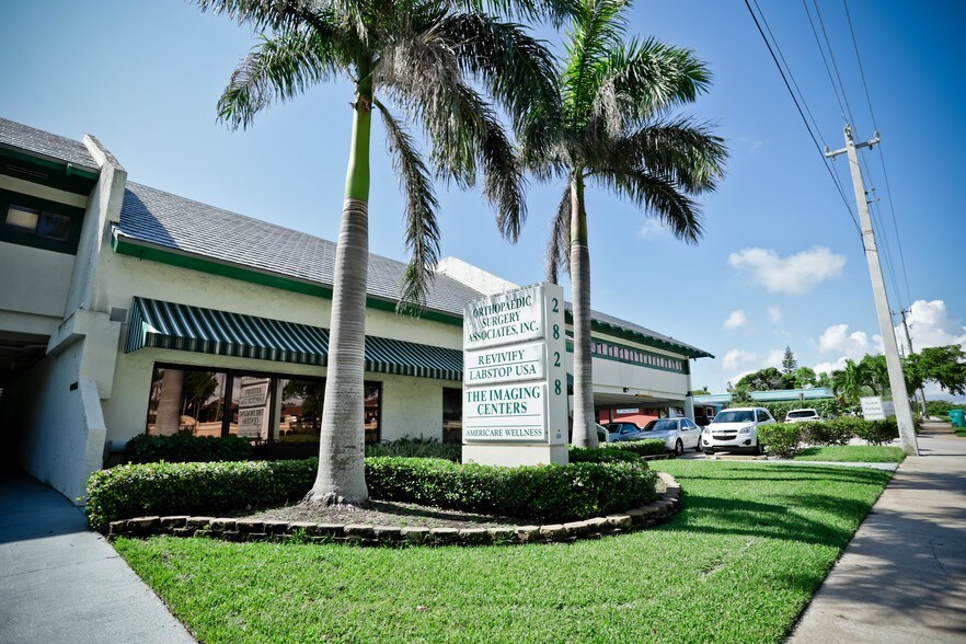 More Photos Of 2828 S Seacrest Blvd, Boynton Beach Medical For Lease