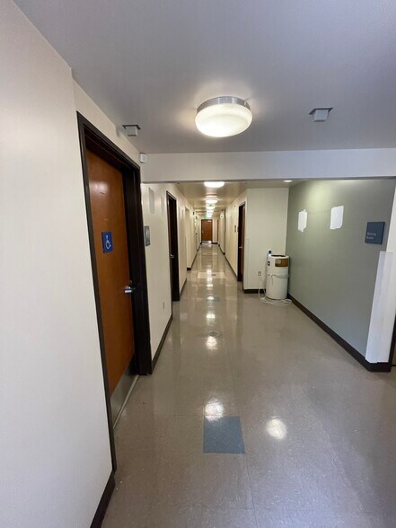 More Photos Of 502 54th Ave E, Fife Office For Lease