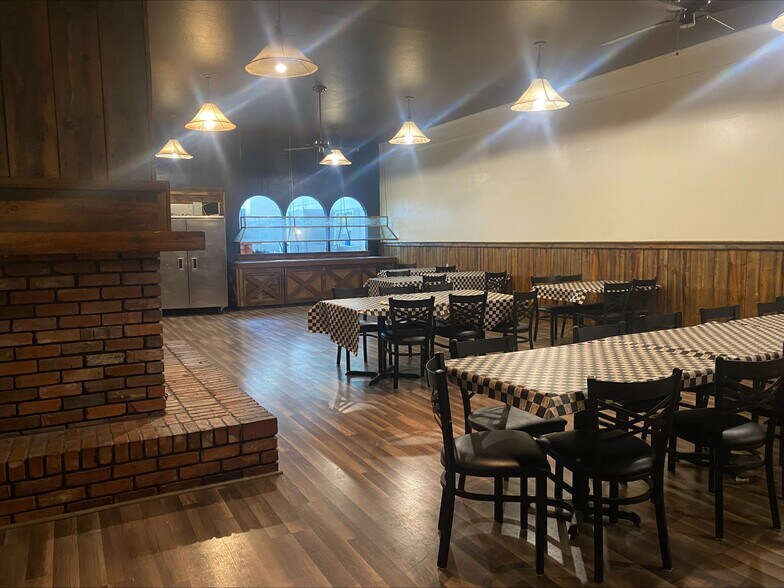 More Photos Of 207 S 3rd St, Laramie Restaurant For Sale