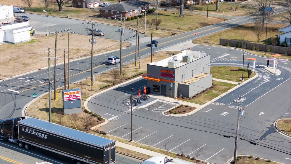 More Photos Of 2233 W Hanford Rd, Burlington Freestanding For Sale