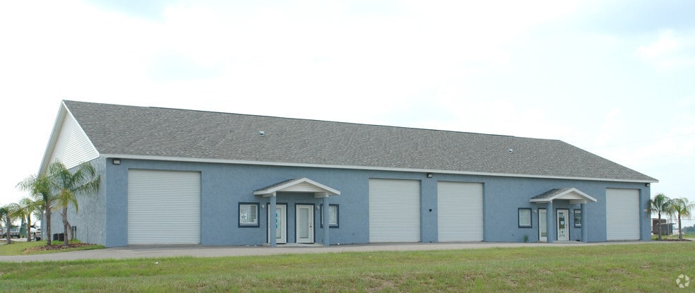 More Photos Of 7660 SE 59th Ct, Ocala Flex For Lease