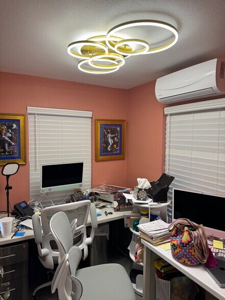 More Photos Of 1907 Goliad Rd, San Antonio Freestanding For Lease