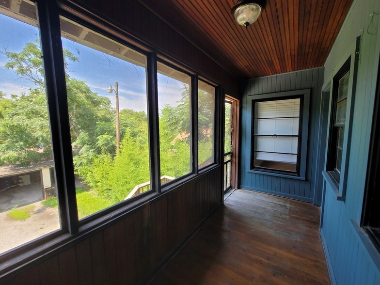 More Photos Of 340 Natalen Ave, San Antonio Multifamily For Sale