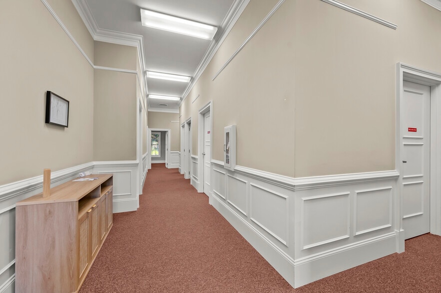 More Photos Of 6614 Shallowford Rd, Lewisville Medical For Lease