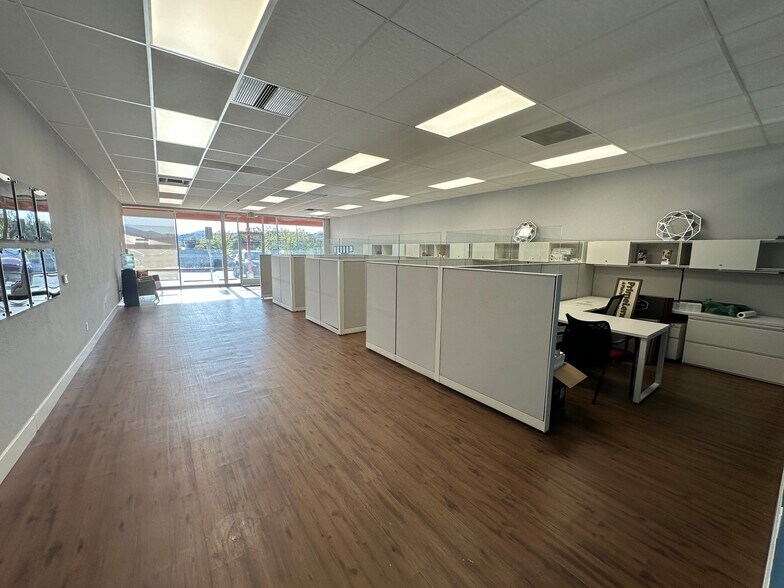 More Photos Of 708-824 Mono Way, Sonora Unknown For Lease