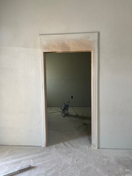 More Photos Of 2212 Trade Drive, Waxahachie General Retail For Lease