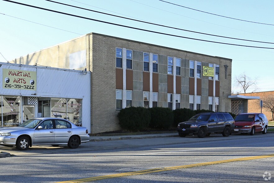 More Photos Of 6779 Memphis Ave, Brooklyn Medical For Sale