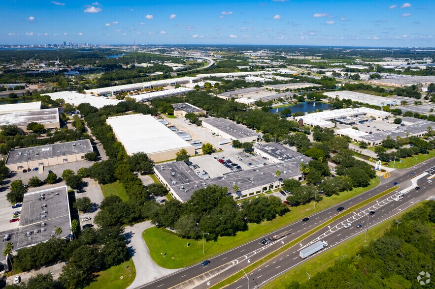 More Photos Of 701-725 S US Highway 301, Tampa Research And Development For Lease