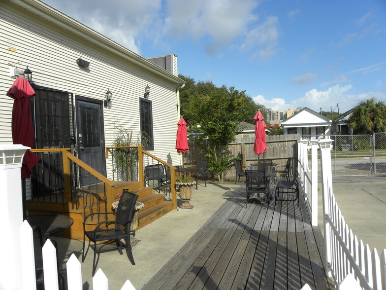 More Photos Of 712 7th St, Galveston Restaurant For Lease