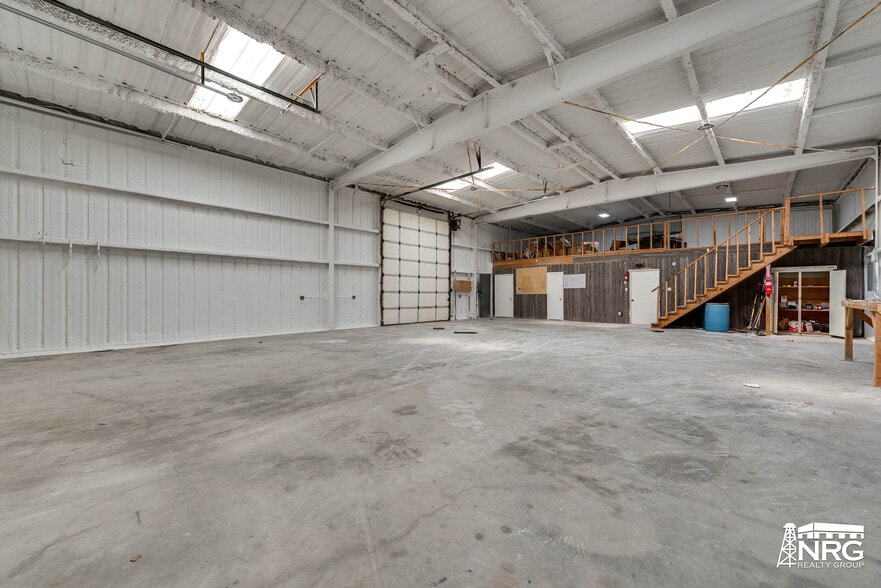 More Photos Of 13023 W County Road 123, Odessa Warehouse For Sale