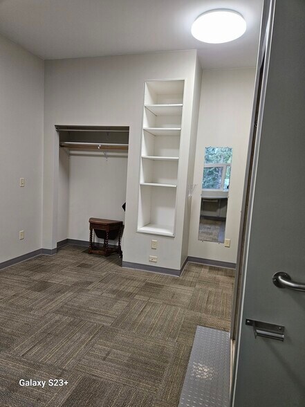 More Photos Of 1736 Farmers Rd loop, Fairbanks Healthcare For Sale