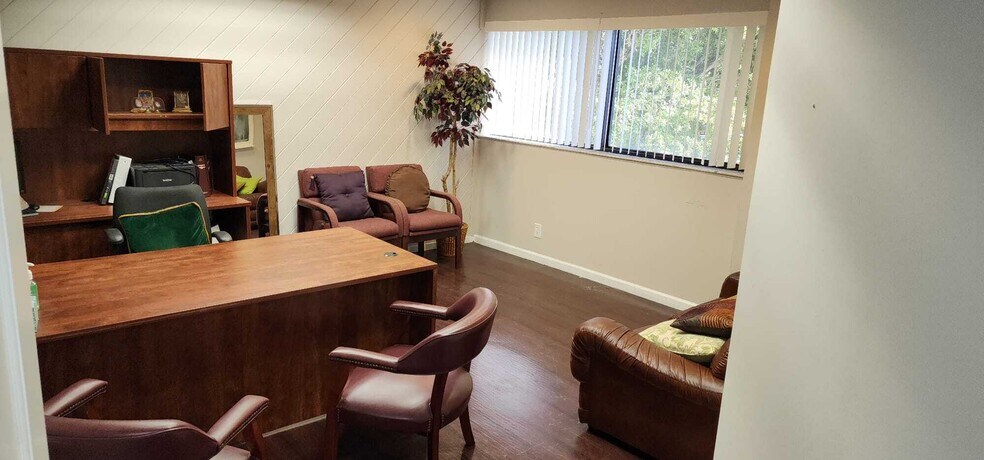 More Photos Of 10235 W Sample Rd, Coral Springs Medical For Lease