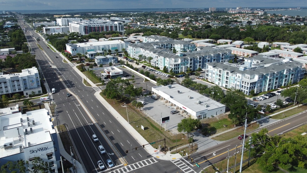 More Photos Of 3801 34th St S, Saint Petersburg Restaurant For Lease