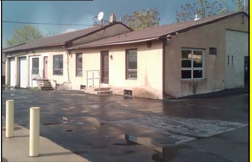 Primary Photo Of 70 Tracey Rd, Huntingdon Valley Warehouse For Sale