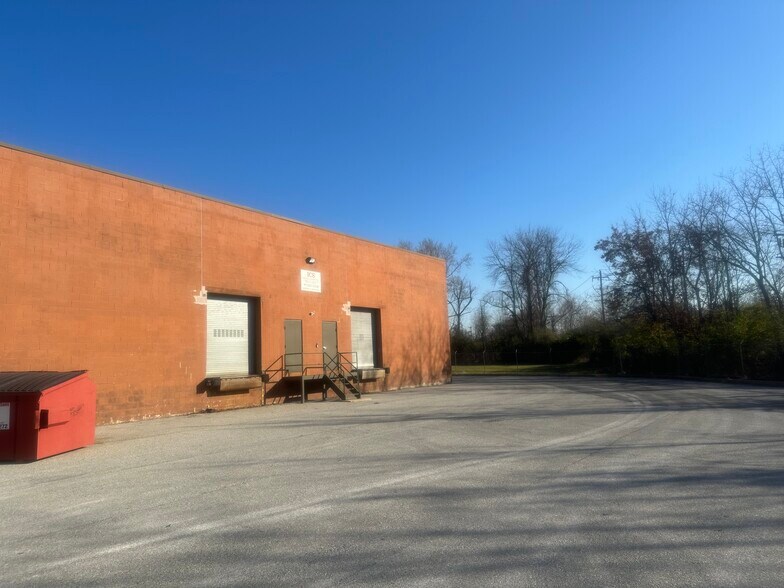 More Photos Of 306 Commerce Dr, Exton Industrial For Sale