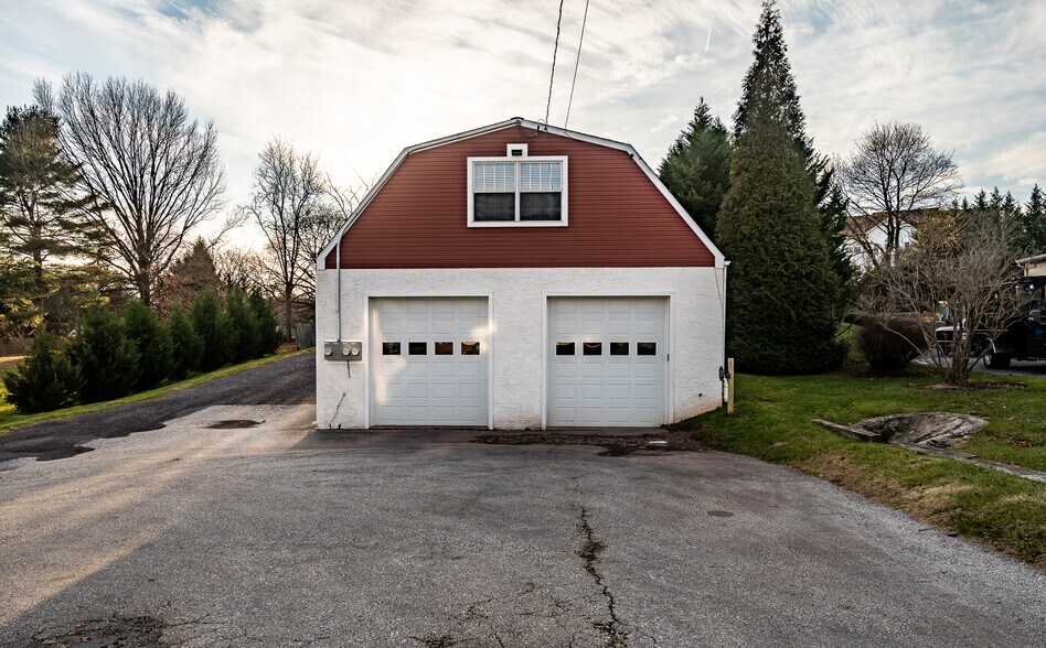 More Photos Of 1512 W Main St, Collegeville Office For Lease