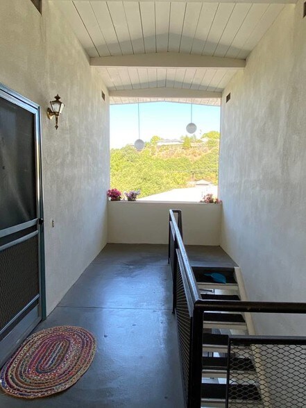 More Photos Of 6 Garden Ct, Belmont Apartments For Sale