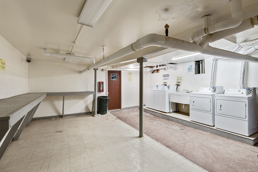 More Photos Of 4431-4433 N Racine Ave, Chicago Apartments For Sale