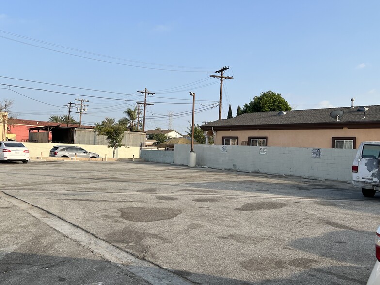 More Photos Of 4810 Firestone Blvd, South Gate Unknown For Lease