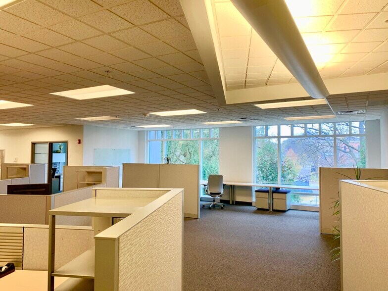 More Photos Of 262-268 Broadway, Saratoga Springs Office Residential For Sale