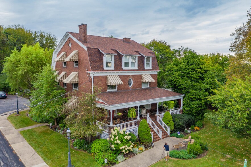 More Photos Of 7505 Saltsburg Rd, Pittsburgh Restaurant For Sale