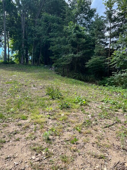 More Photos Of 131 Barclay Dr, Stamford Land For Sale