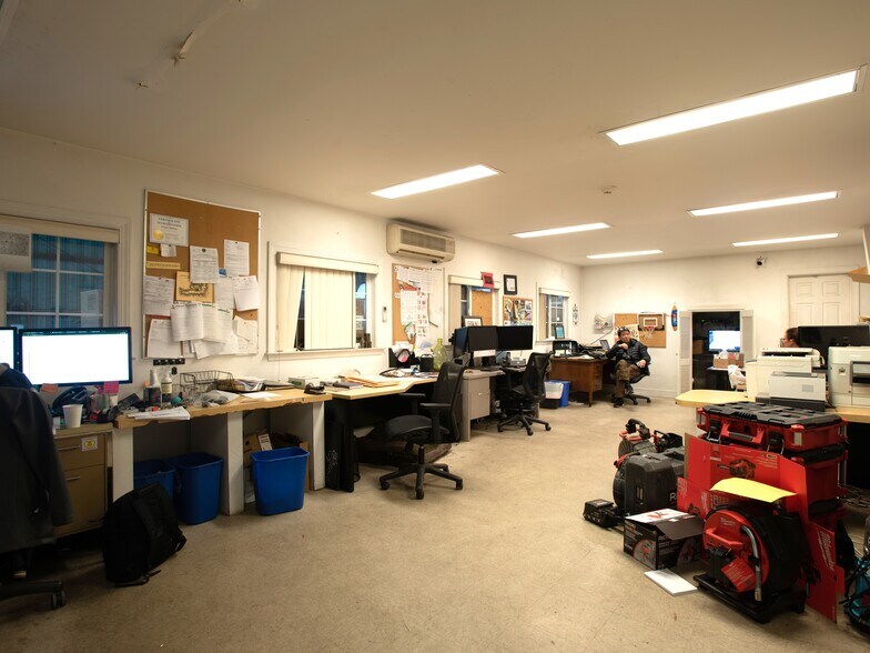 More Photos Of 1610 Evans Ave, San Francisco Warehouse For Sale