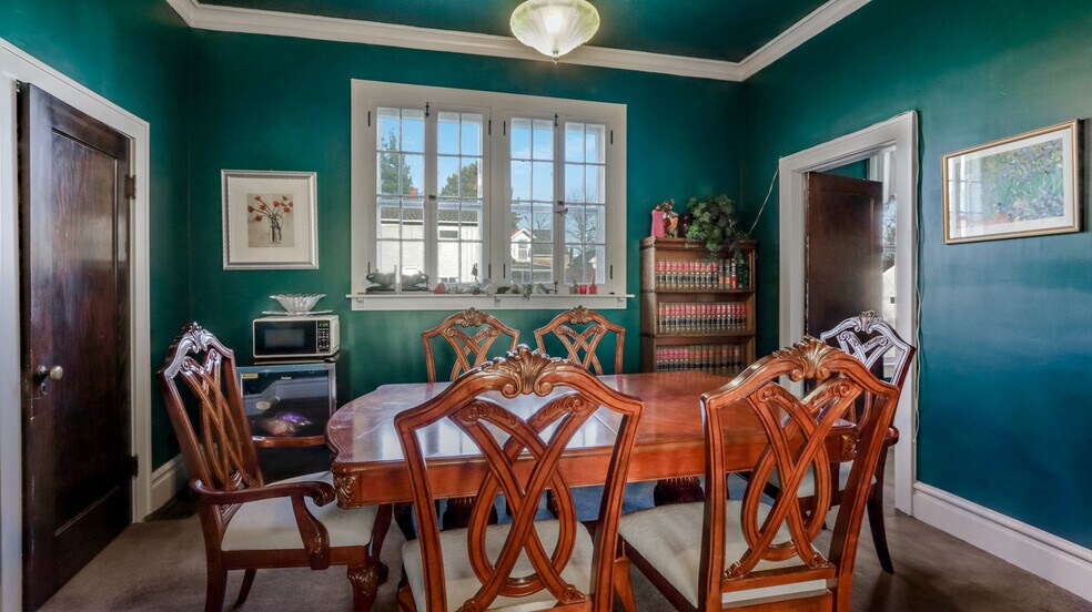 More Photos Of 33 W Cedar St, Chippewa Falls Office For Sale